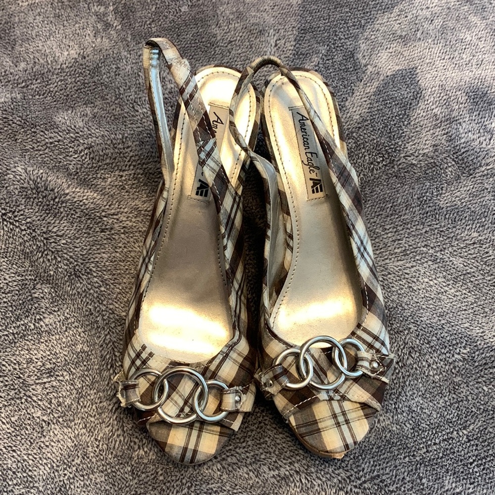Plaid wedges